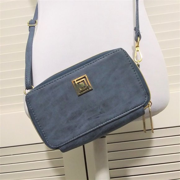 Liz Claiborne Handbags - Liz Claiborne Blue Cross Body Wallet Purse